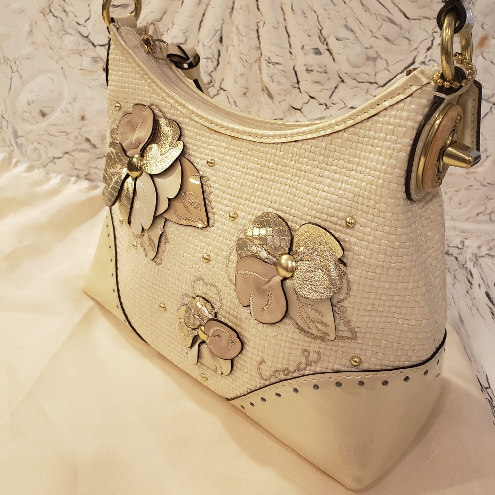 Coach Limited Edition Flowered Straw Bag 104 - Picture 3 of 16
